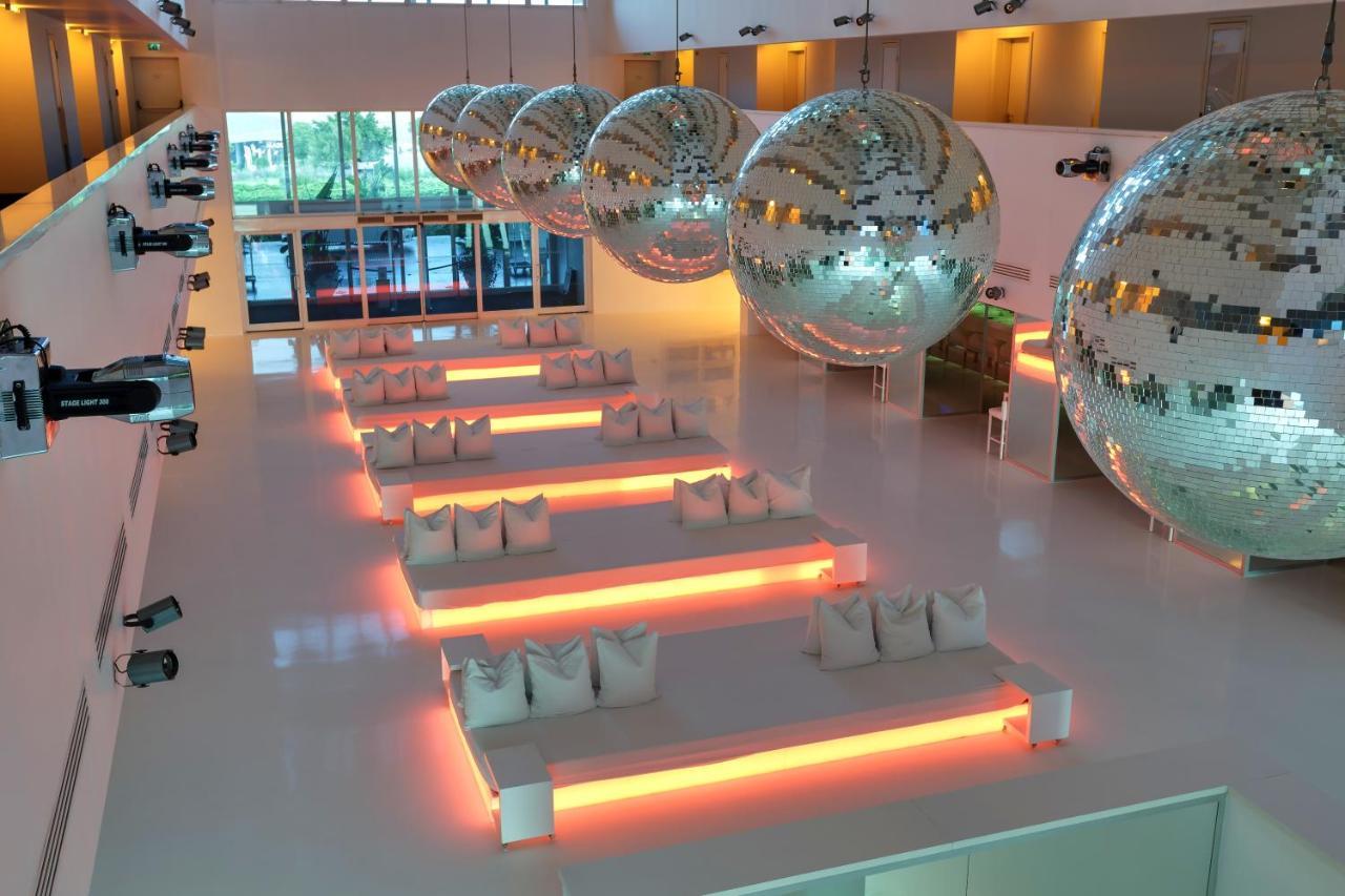 Hotel Su & Aqualand Αττάλεια Εξωτερικό φωτογραφία The interior of the hotel